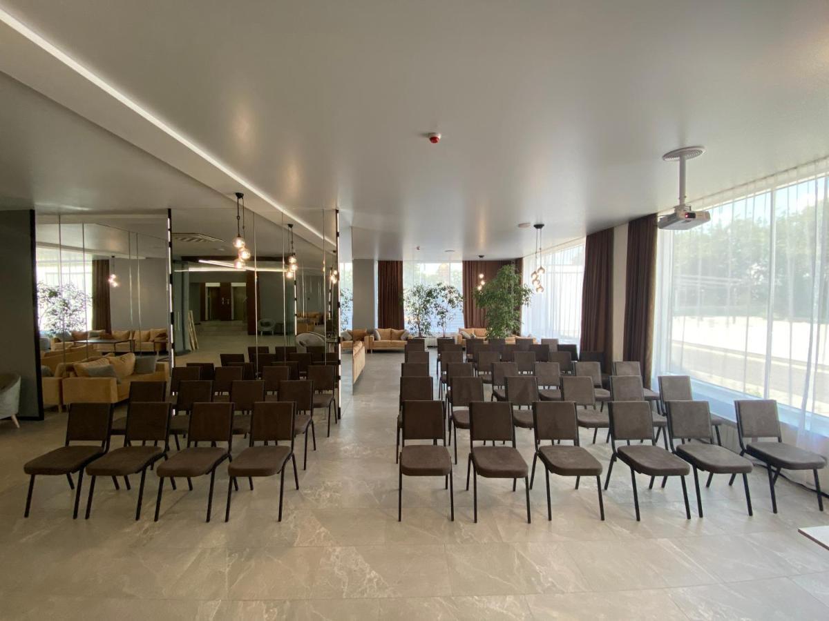 Optima Collection Kamianske Hotel Exterior photo