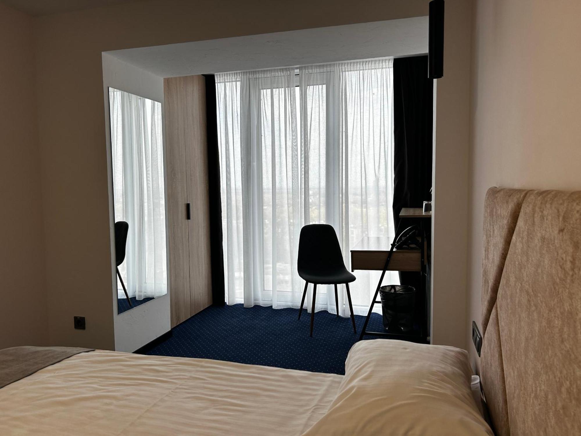 Optima Collection Kamianske Hotel Exterior photo