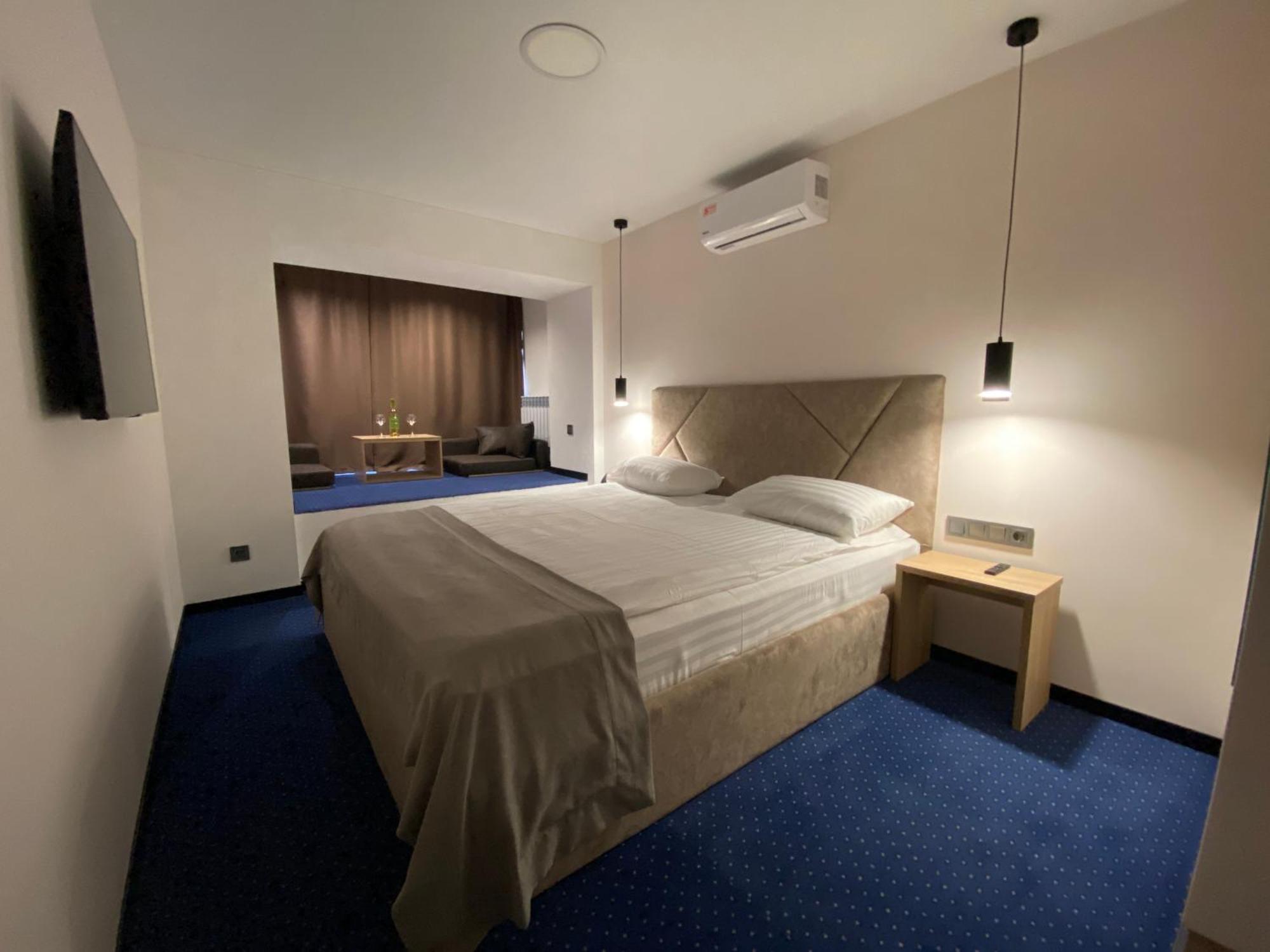 Optima Collection Kamianske Hotel Exterior photo